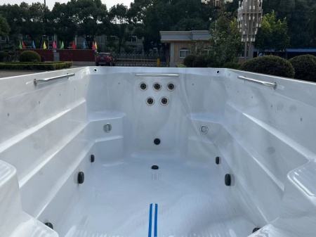 Плавательный спа-бассейн Bigeer Тутти BG-6656A Плавательный спа-бассейн Bigeer Тутти BG-6656A