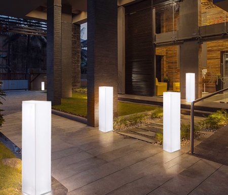 Светильник Колонна 30х30  питание от АКБ, RGB Светильник Колонна 30х30  питание от АКБ, RGB